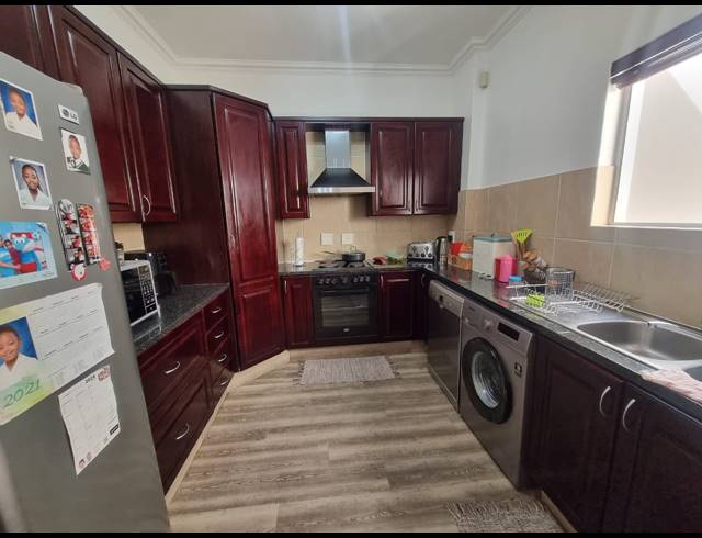 3 BEDROOM APARTMENT FOR SALE IN GREENSTONE HILL